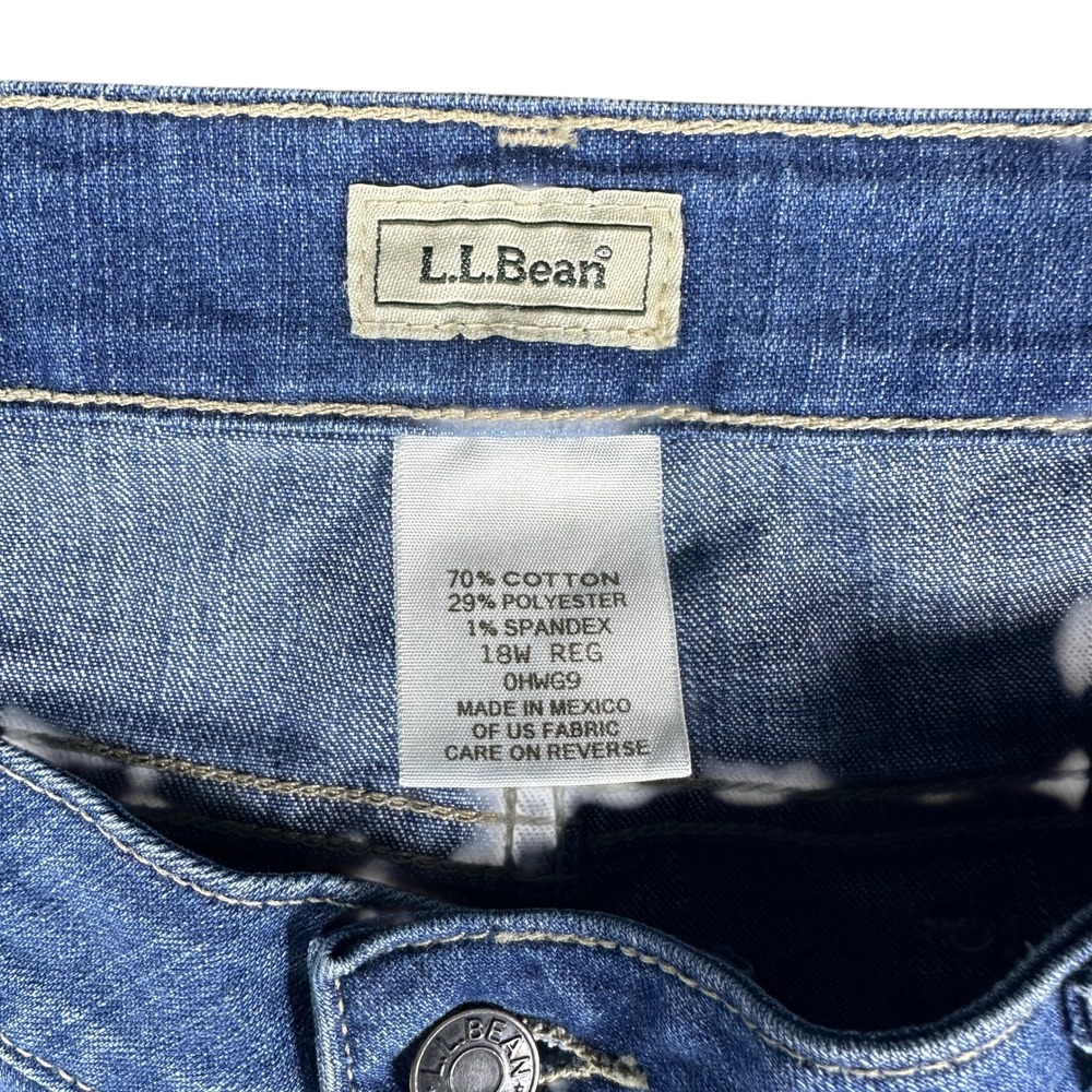 LL Bean Slimming Jeans Womens 18W Reg Indigo Blue Denim Stretch NWT - Picture 2 of 8
